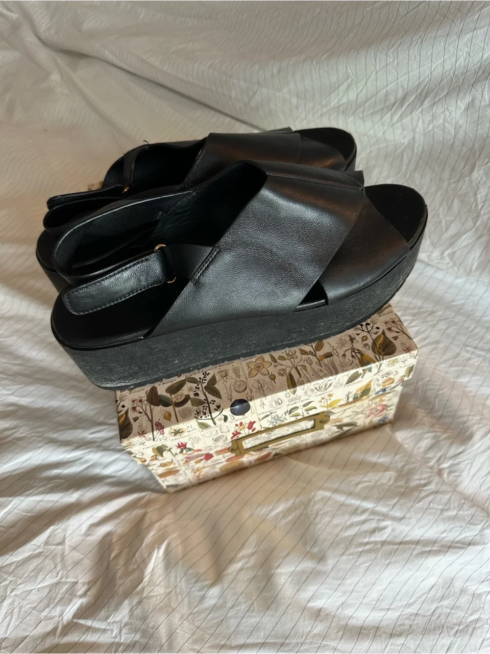 Vince - Black Leather Cross‑Strap Platform Slingback Sandals - 9